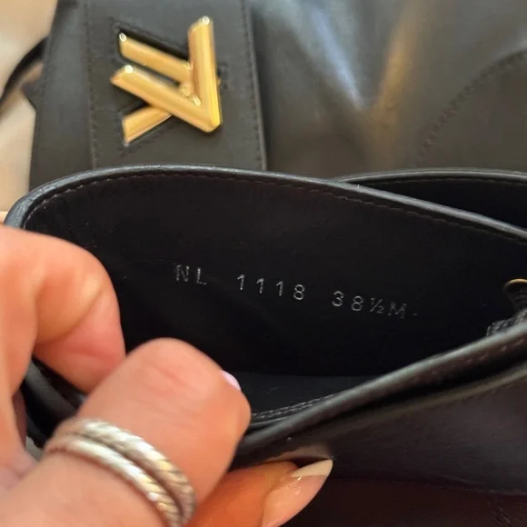 Louis Vuitton Wonderland Boots - Picture 8 of 8